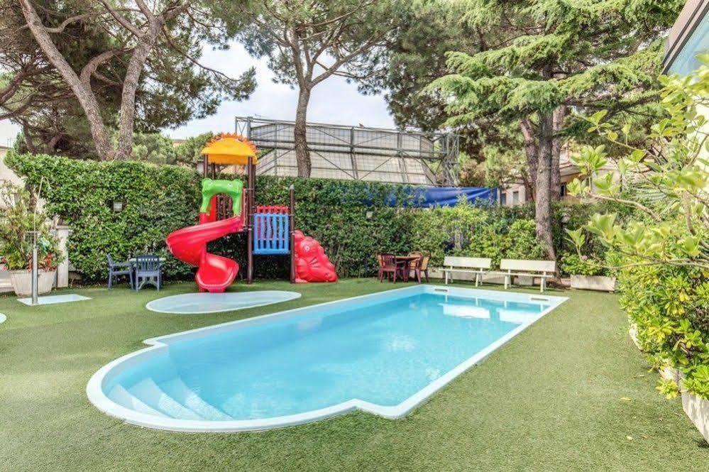 New Hotel Lido di Jesolo Luaran gambar